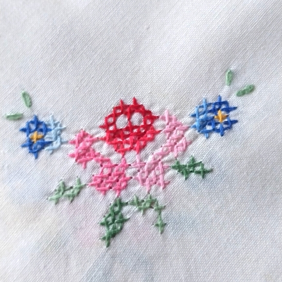 BATTENBURG Napkins Dinner Cross Stitch Embroideded Luxury Vintage (9) - Picture 4 of 10